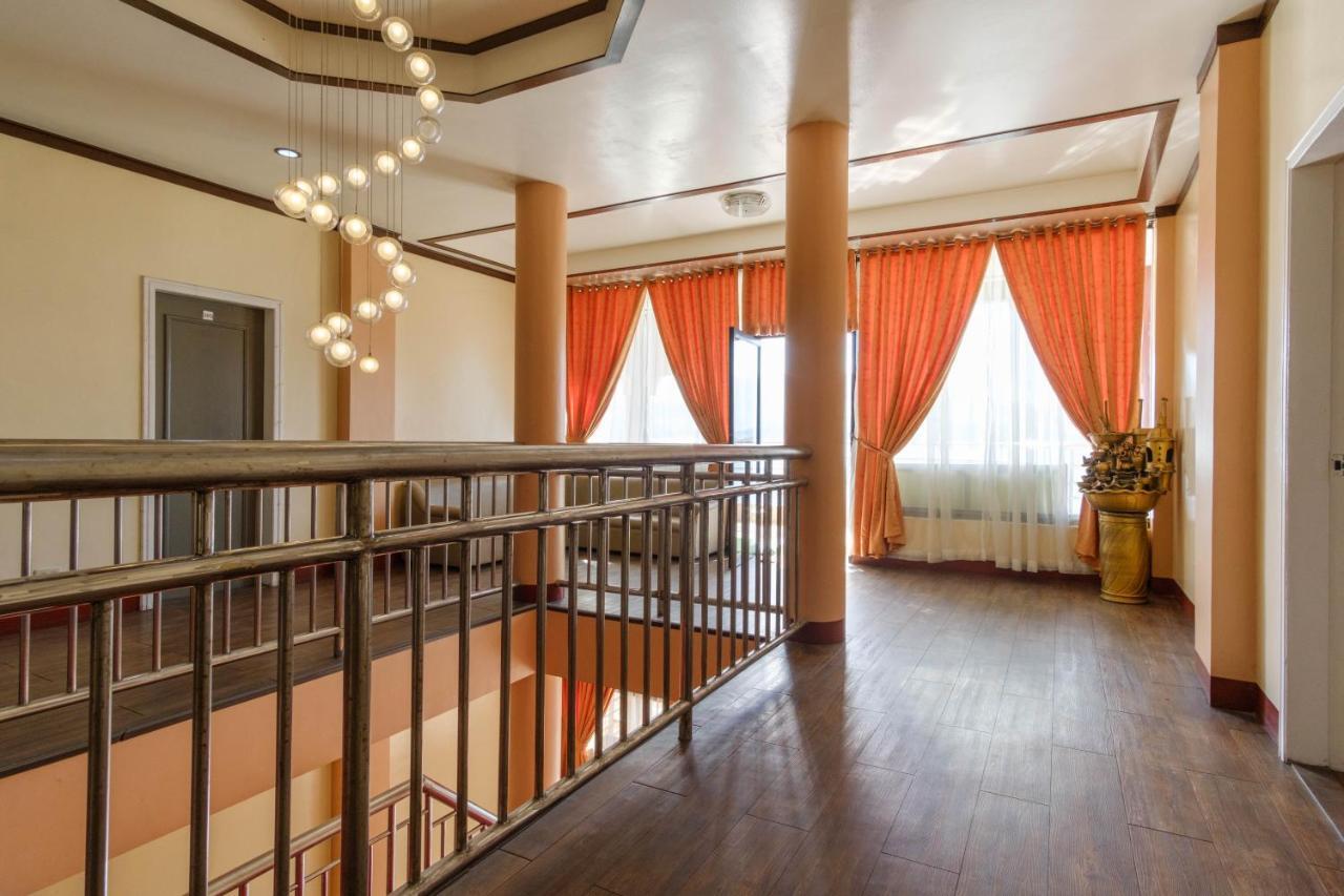 Reddoorz Plus @ Seaborne Hotel Subic Zambales Bagian luar foto