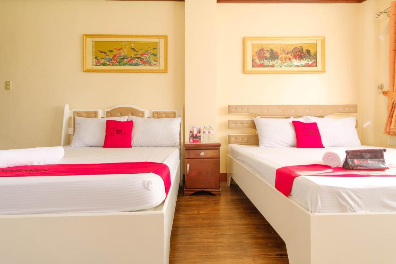 Reddoorz Plus @ Seaborne Hotel Subic Zambales Bagian luar foto
