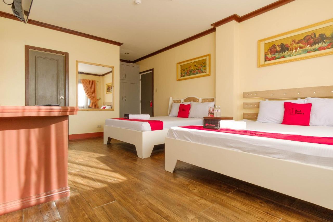 Reddoorz Plus @ Seaborne Hotel Subic Zambales Bagian luar foto